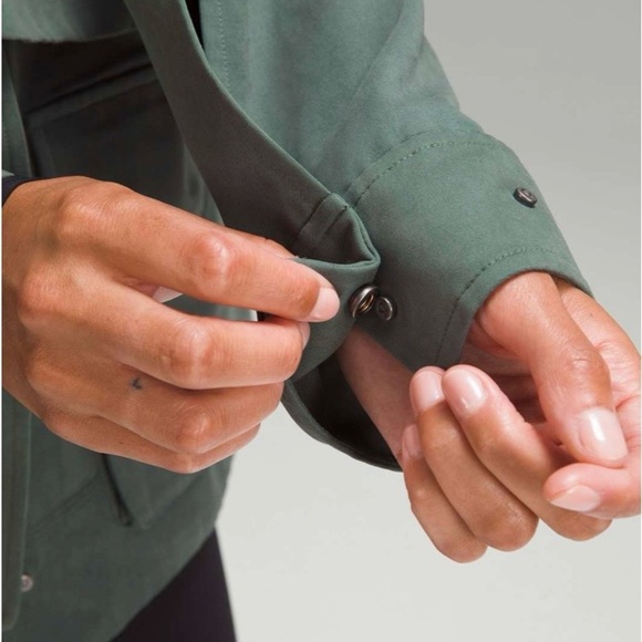 Rare Lululemon Glyde 2-in-1 Adaptable Jacket Coat Dark Forest Size M NWOT - Picture 7 of 12